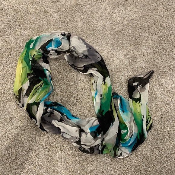 Scarf - Picture 1 of 1